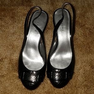 AK black shoes, low heel
